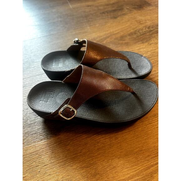 FitFlop Lulu Leather Toe-Post Sandals in Bronze Women's Size 8 - Picture 1 of 16